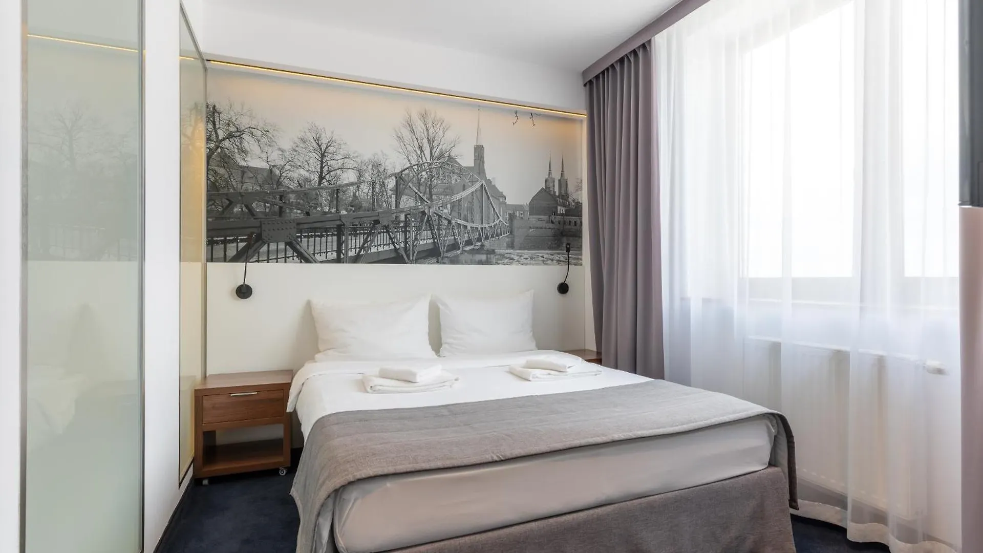 Terminal Hotel Βρότσλαβ 3*,