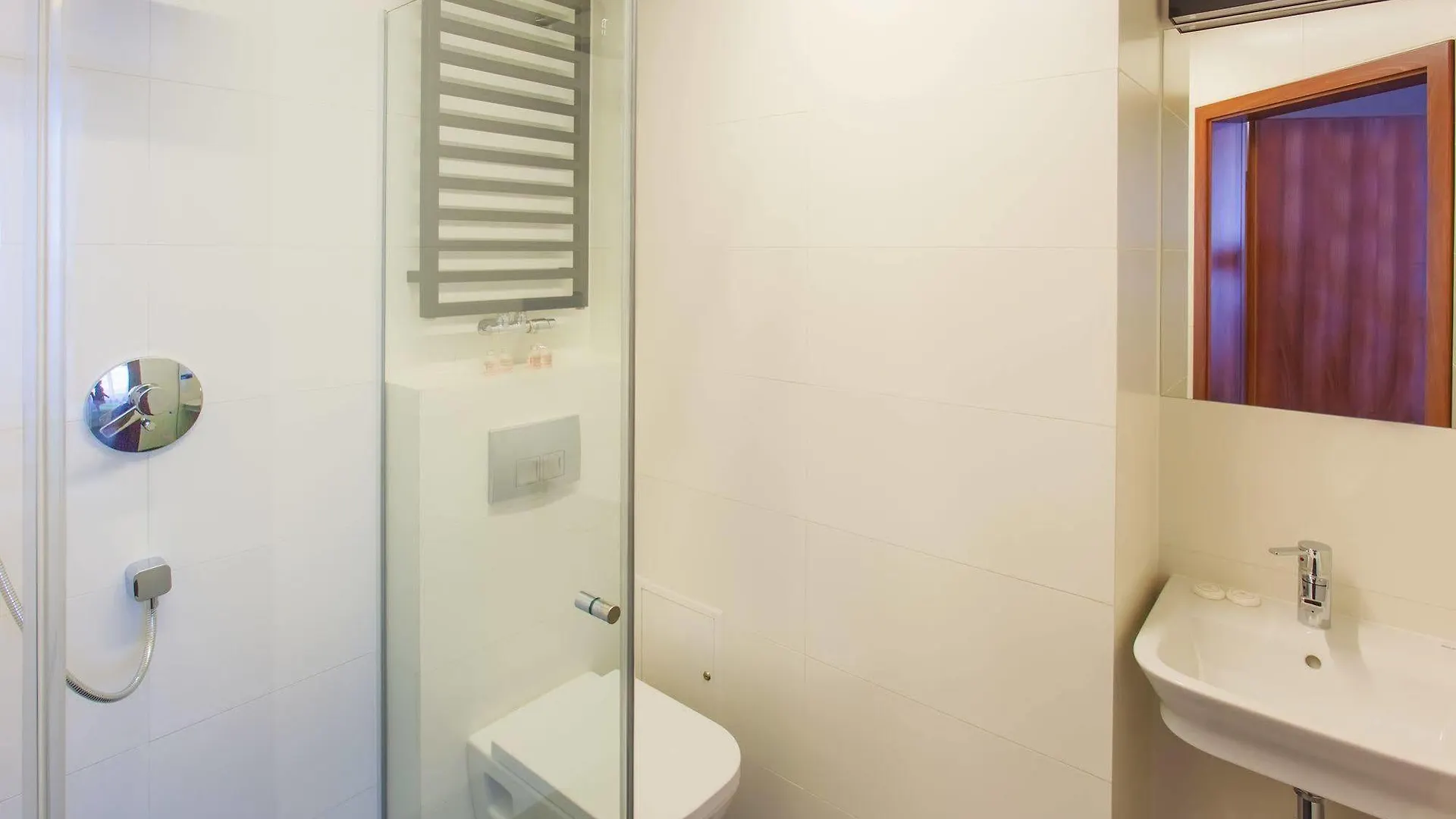 Terminal Hotel Wroclaw